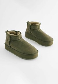 Next Botas para la nieve - khaki green