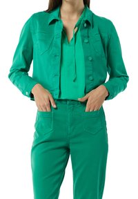 comma casual identity Bluse - smaragd