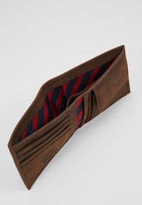 Tommy Hilfiger JOHNSON - Portafoglio - brown