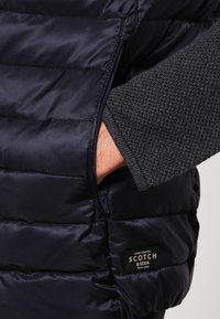 Scotch & Soda Kamizelka