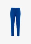 SLIM FIT - Auduma bikses - bright blue