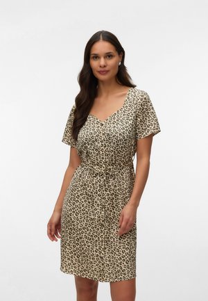 Vero Moda Maternity VMMIDALIA - Shirt dress - kalamata