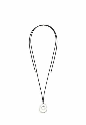 Zwarte koordketting met verstelbare zilveren kraal en twee in elkaar geslagen zilveren ringen als hanger in het midden.