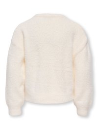 Cremefarbener, flauschiger Pullover mit rundem Ausschnitt und langen, leicht aufgepufften Ärmeln. Gerippte Bündchen und Saum, strukturierter Stoff.