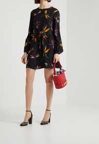 Diane von Furstenberg Robe de jour - multi-coloured
