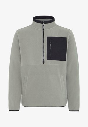 Heledane hall-sinise kapuutsiga halli fliisi pullover, musta poolelt tõmbega, musta krae äärisega ja vasakul küljel musta lukuga rinna tasku.