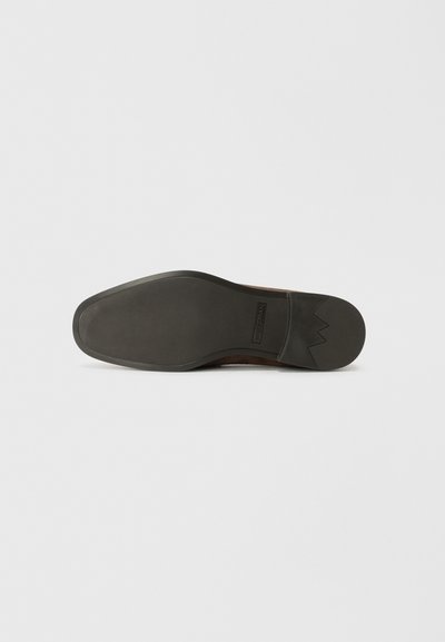 Stuart Weitzman BURT - Loafers - espresso