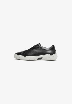 BADURA, BRIDGEPORT-06 MI08 - Baskets basses - black