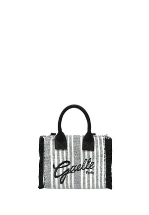 Borsa a righe bianche e nere con manici neri e "Gaelle Paris" ricamato sul davanti, con dettagli a frange ai lati.