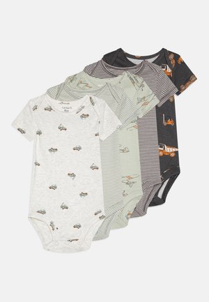 Neljast lühikeste varrukatega bodisüste puuvillast. Omaduseks heledhalli värvi auto printidega, roheline lennuki pildiga, must traktoriga ja triibuline disain.