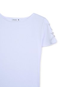 T-shirt bianco a coste con scollatura rotonda e maniche corte; le maniche presentano legature decorative per un tocco di stile in più. Etichetta del marchio visibile all'interno.