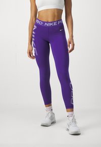 Nike Performance Pajkice - court purple/lilac bloom/white