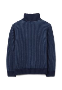 Dunkelblauer gerippter Pullover mit hohem Kragen. Der Stoff weist unterschiedliche vertikale Texturen auf und hat einen engen Sitz an den Bündchen und am Saum.