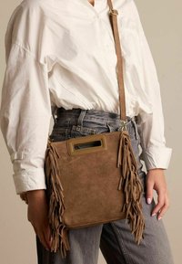 Manfield MIT FRANSEN - Borsa a tracolla - taupe
