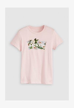 Jasnoróżowa bawełniana koszulka z krótkim rękawem z kwiatowym wzorem oraz białym napisem "Levi's" na piersi i okrągłym dekoltem.