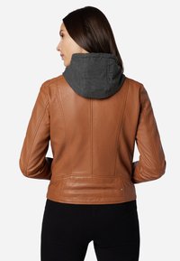 Ricano NELE - Leren jas - cognac braun
