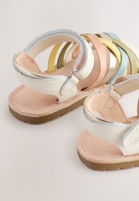 Non sélectionné, multi