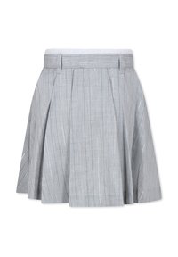 Jupe plissée grise avec une taille, présentant de subtiles rayures verticales et un tissu texturé. Design simple et classique pour un port polyvalent.