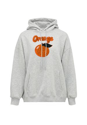 Lysegrå hættetrøje med frontlomme og orange grafisk tekst "Orange" over en illustreret appelsin med et grønt blad.