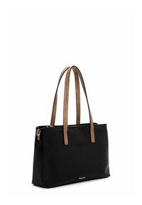 Borsa a tracolla nera con texture liscia, manici in pelle marrone, forma rettangolare, cerniera in metallo e dettaglio del logo discreto sulla parte anteriore.