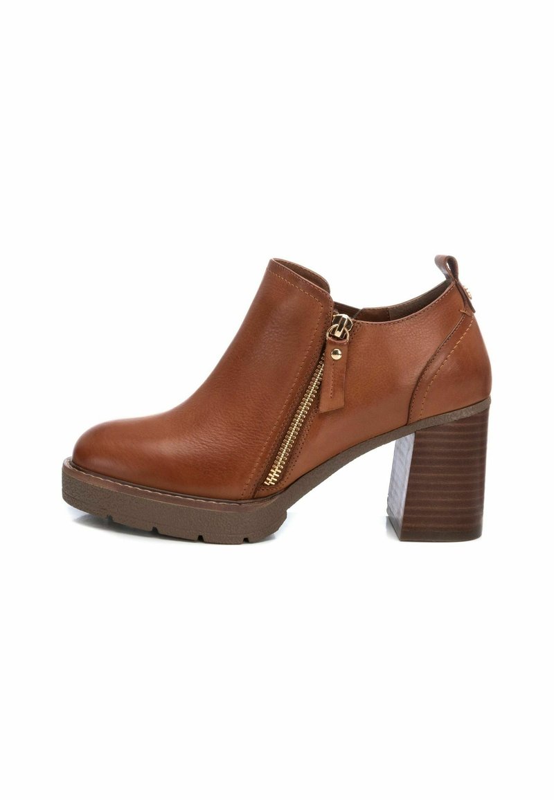 Carmela Enkellaarsjes met plateauzool - camel
