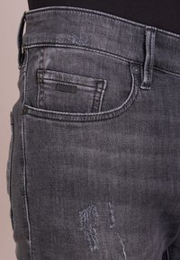 BOSS Jeans Skinny Fit - grey