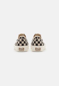 Vans OLD SKOOL TAPERED UNISEX - Joggesko - off-white/black