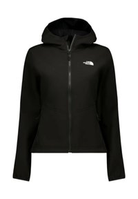 Giacca softshell nera con zip frontale, cappuccio e tasche laterali. Presenta un logo bianco sulla parte superiore sinistra del petto, texture liscia.