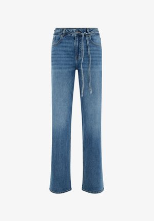 Jeans din denim albastru deschis, cu o croială relaxată, picioare drepte, talie cu șnur, cinci buzunare și un detaliu subtil de decolorare.