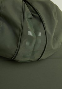 CHASIN' EXPLORER TECH - Žieminė striukė - dark green