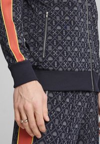 Puma Träningsjacka - dark blue