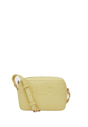Piccola borsa a tracolla rettangolare gialla con tracolla regolabile e logo "LIU·JO MILANO" in rilievo sulla parte anteriore.