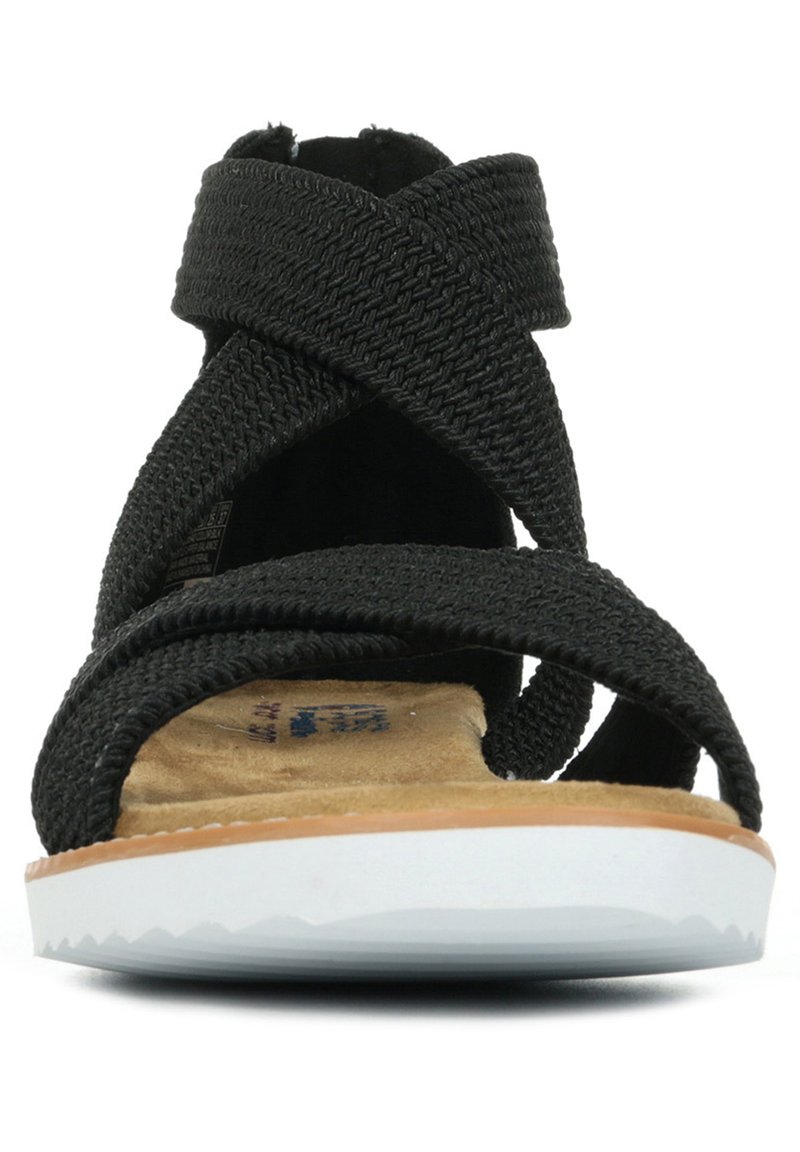 skechers desert nights