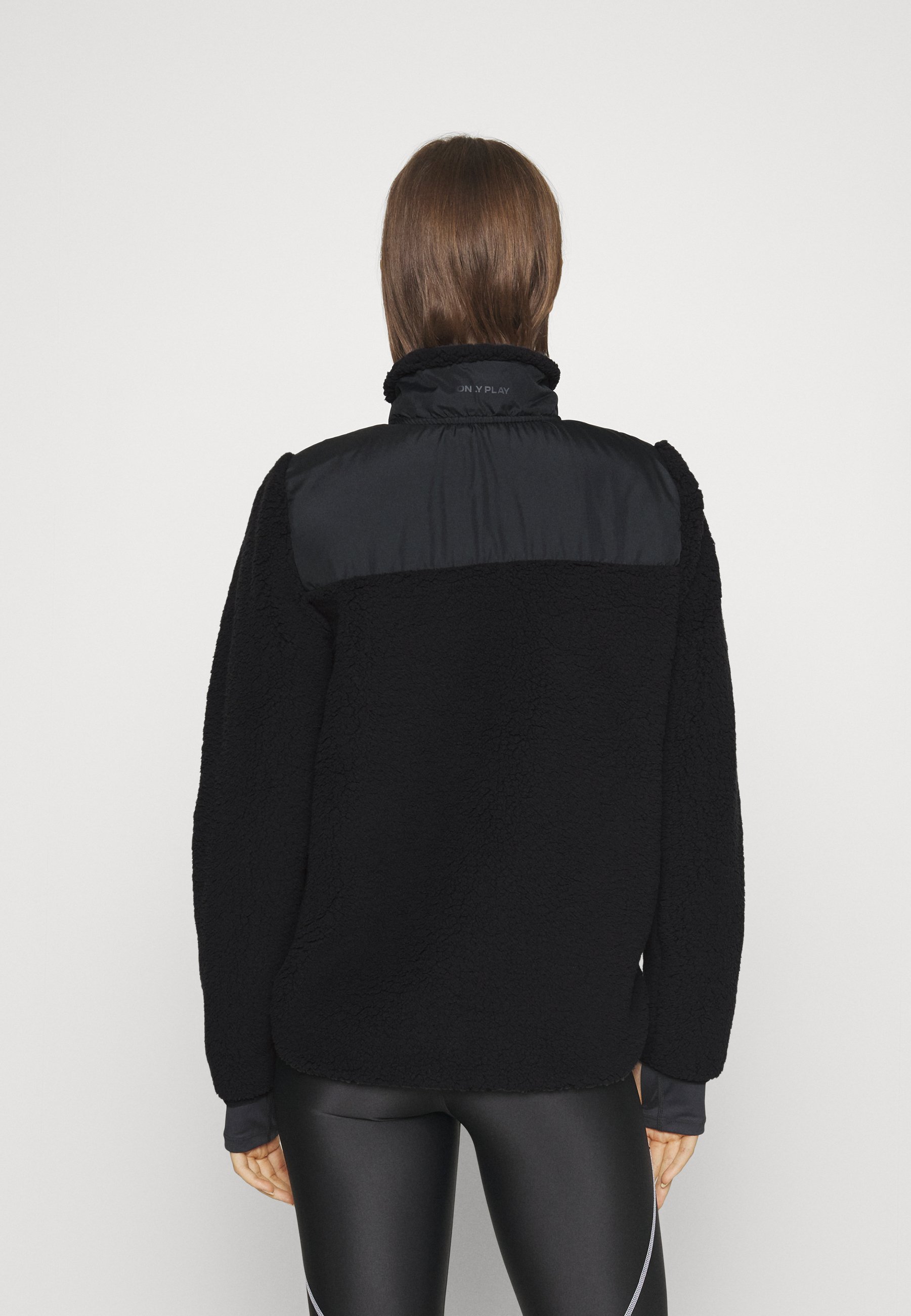 ONLY Play ONPEDUA FLUFFY - Fleecejas - black/zwart - Zalando.nl