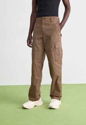 EAGLE BEND PANT - Pantalones cargo - mushroom