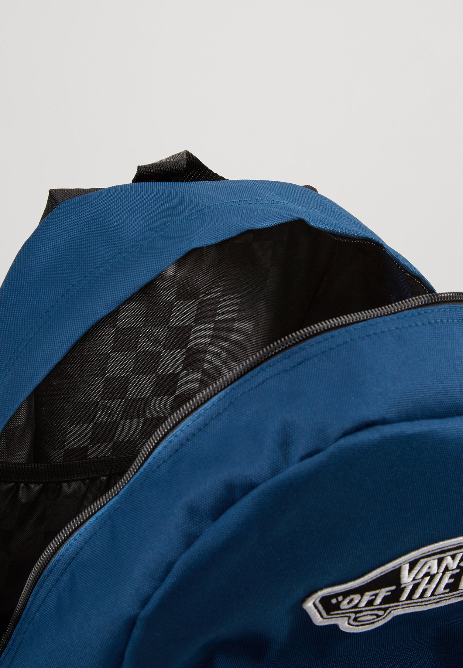 vans realm backpack gibraltar sea