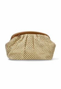 Bolso tejido beige con patrón texturizado, forma redondeada y parte superior de cuero sintético marrón. Cierre con cremallera y sutilezas en los pliegues en la base.