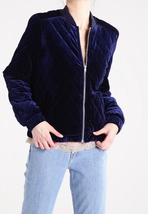 Kurtka Bomber