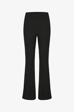 Pantaloni neri a zampa d'elefante realizzati in tessuto elasticizzato. Presentano una cintura liscia e una forma aderente che si allarga gradualmente verso l'orlo.