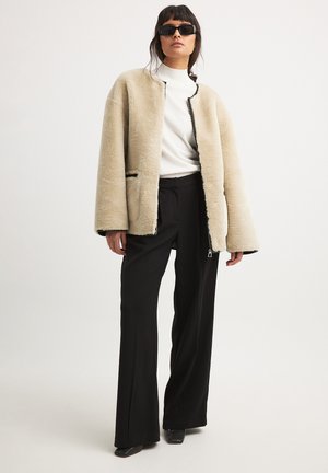 NA-KD BONDED - Winter coat - light beige