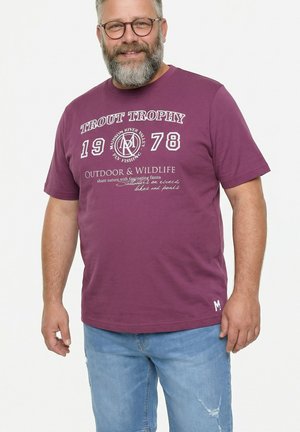 Men Plus MEN+ T-SHIRT, HALBARM, BRUSTPRINT, BIS 8 XL - T-Shirt print - pale berry