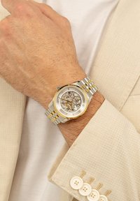 HUGO Uhr - silber farbend