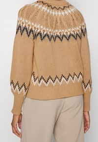 Esprit Sweter