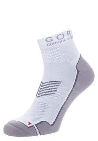 Gore Wear ESSENTIAL - Calcetines de deporte - weiß