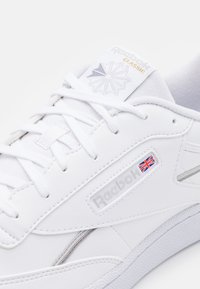 Reebok Classic CLUB C UNISEX - Sapatilhas - white