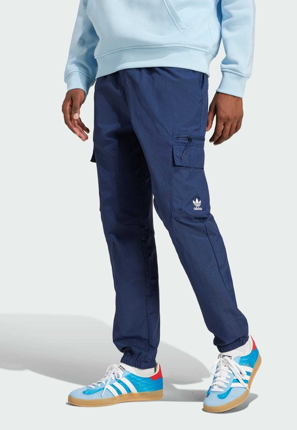 TREFOIL ESSENTIALS WOVEN CARGO - Cargo trousers - night indigo