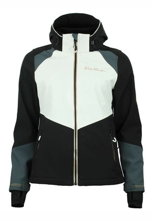 Veste softshell noire, blanche et grise avec une fermeture éclair à l'avant, une capuche ajustable et des poches latérales. Présente un design en blocs de couleurs et une texture textile.