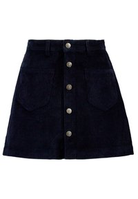 Tmavě modrá manšestrová sukně s páskem v pase, předním zapínáním na knoflíky, dvěma náprsnými kapsami a vertikálním žebrovaným vzorem.