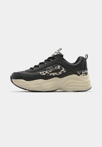 Fila SKYE - Trainers - black