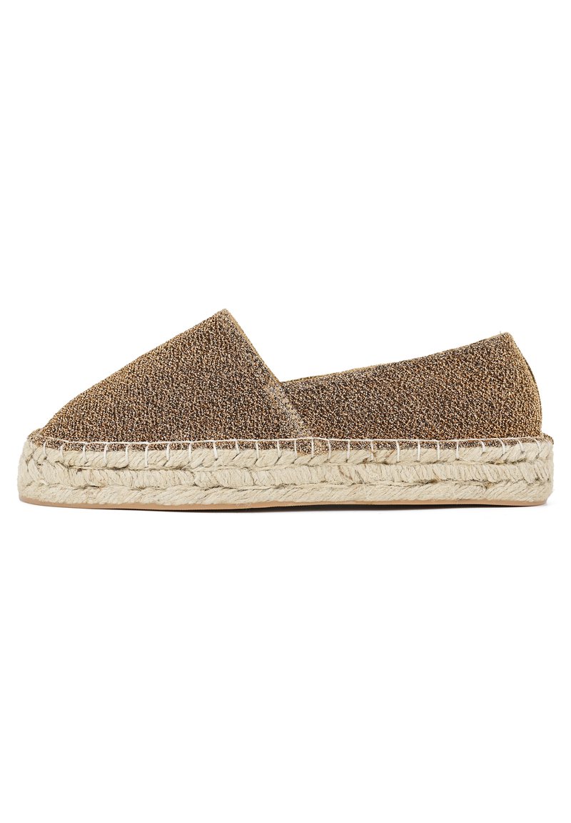 Bruine geweven espadrille met een ronde neus, juten touwzool en een gestructureerde bovenkant. Casual instapontwerp zonder versieringen.